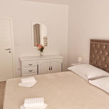 Apartmani Marijana Baska Voda Exterior photo